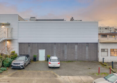 170 W 6th Ave.